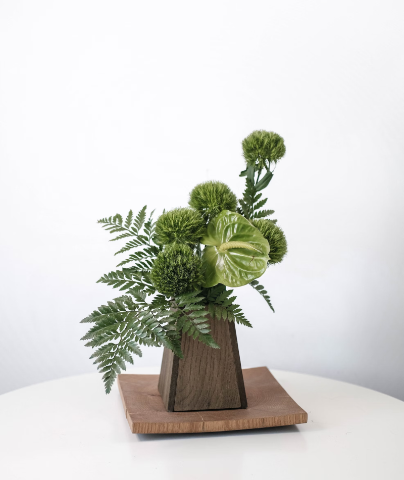 Walnut Wood Pyramid Vase Set