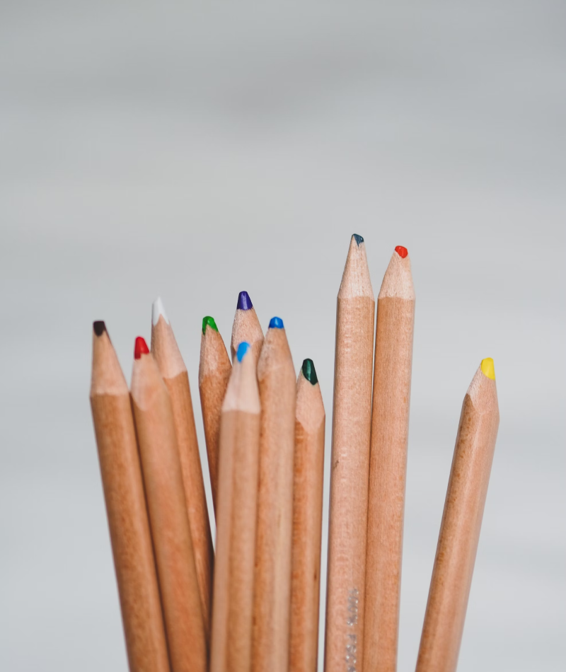 Vibrant Set of 12 Colored Pencils