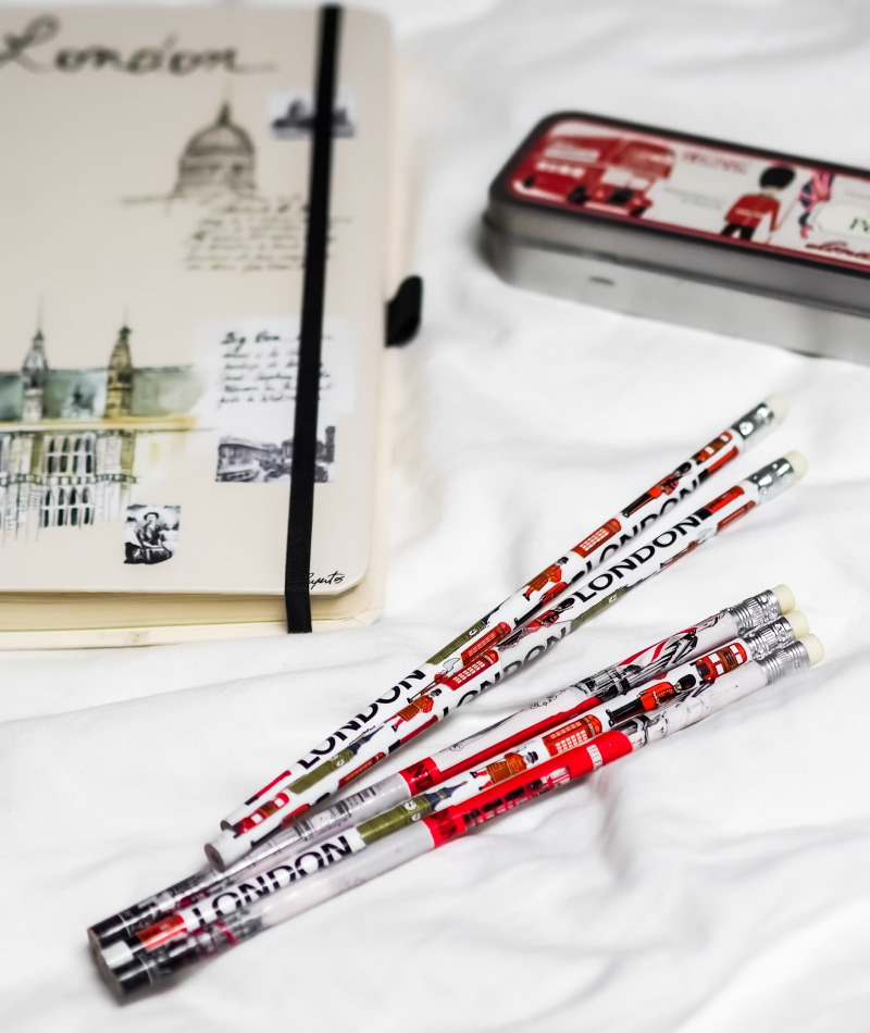 London-Themed Pencils with Metal Pencil Box