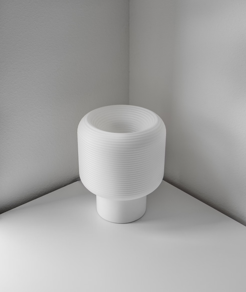 Simplicity Defined Minimal Lamp